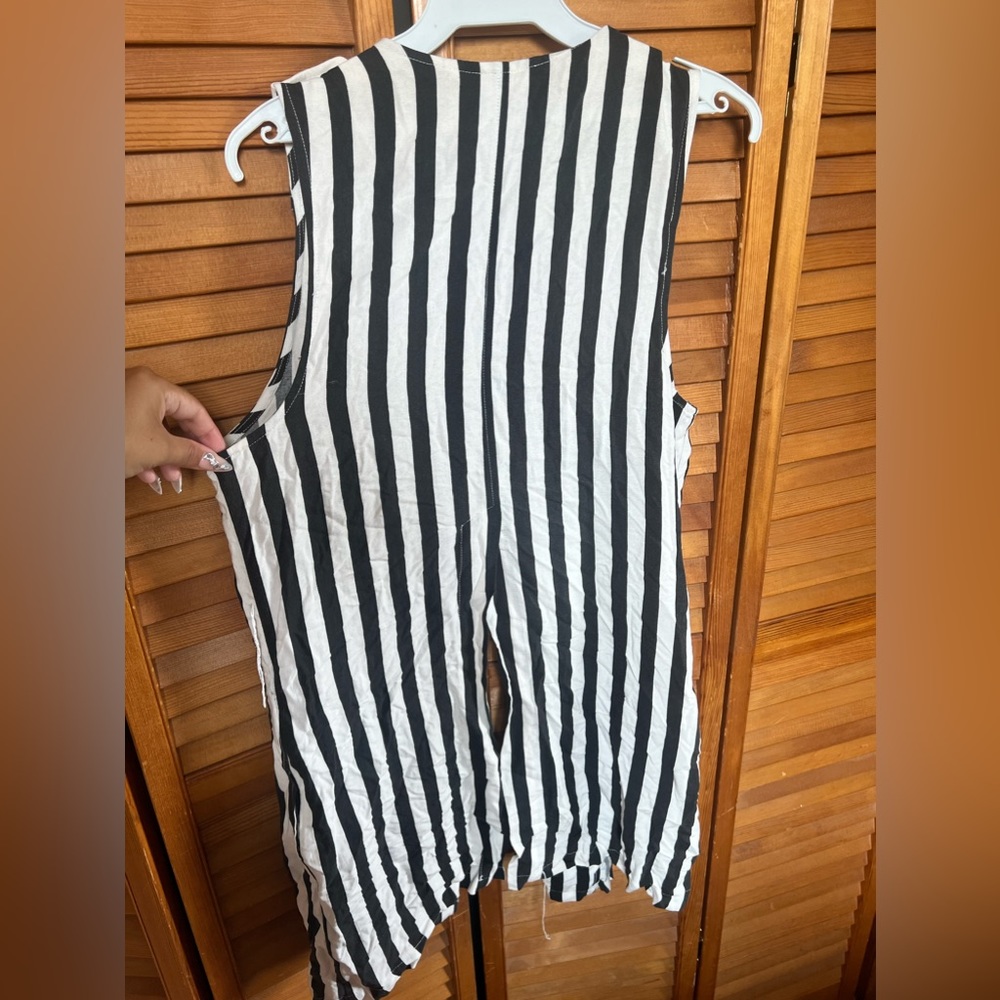 BCBGeneration Vest - Picture 3 of 3